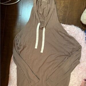 ZYIA tan Hoodie Boyfriend sweater - Large